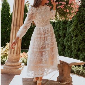 Ivy city co Sicily Dress - Champagne Lining